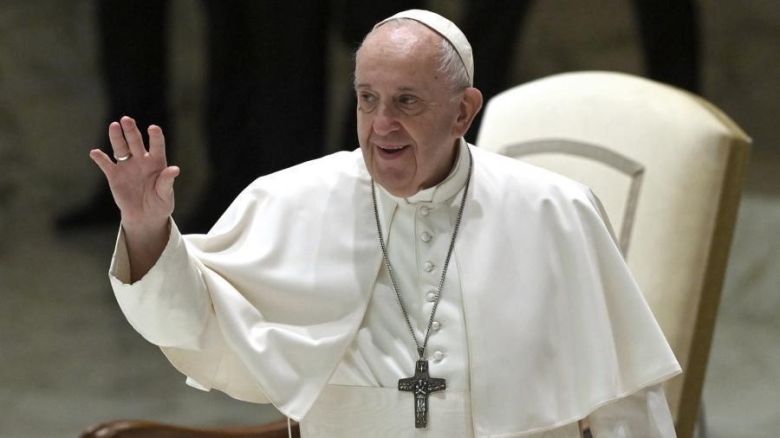 El Papa dijo que está "listo" para "empezar un diálogo" con Milei 