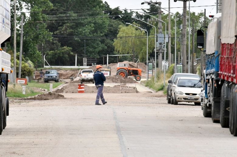 Avanzan las obras de pavimentación en el Parque Industrial 