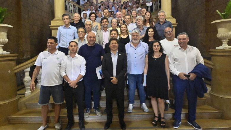 Kicillof aseguró que defenderá a "empresarios y trabajadores" que apunten al desarrollo 