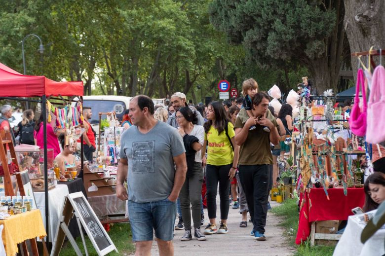 El Festival de Cultura Solidaria llenó el Parque Sarmiento de música y recreación