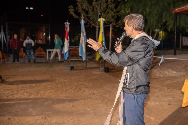 Inauguraron un polideportivo municipal en Bengolea 