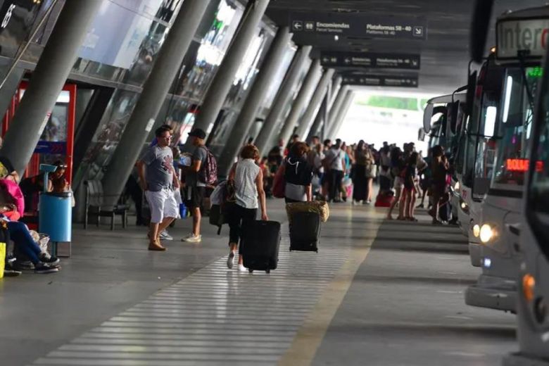 El transporte interurbano metropolitano aumentará un 11% sólo en horario pico