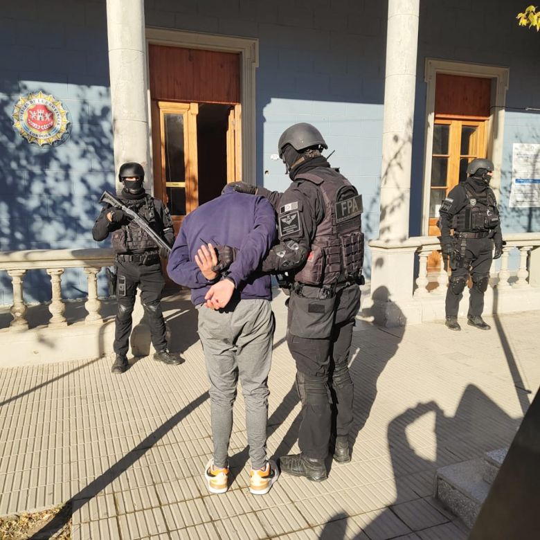 FPA desbarató una banda familiar y secuestró cocaína en Huinca Renancó