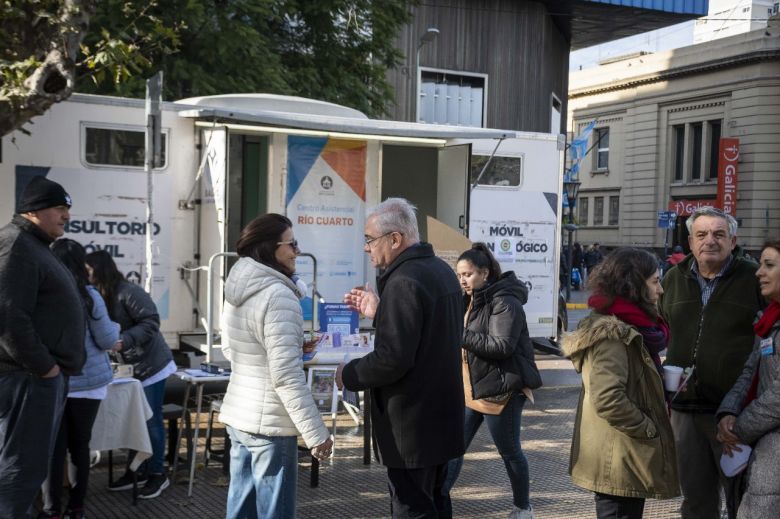 Día Mundial Libre de Humo: jornada de concientización en Plaza Roca