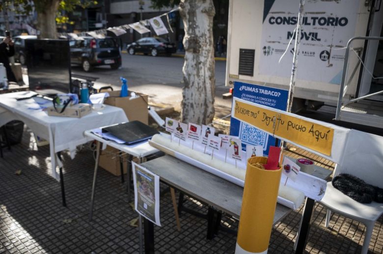 Día Mundial Libre de Humo: jornada de concientización en Plaza Roca