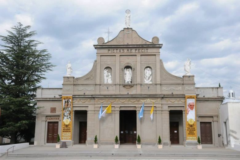 Sampacho: la Consolata a la categoría de Basílica con visitas de Kenia, Tanzania, arzobispos y Llaryora