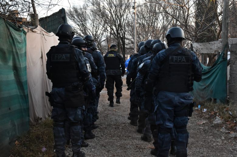 La FPA realizó un gran operativo y desbarató una banda narco de 5 integrantes: Fueron detenidos