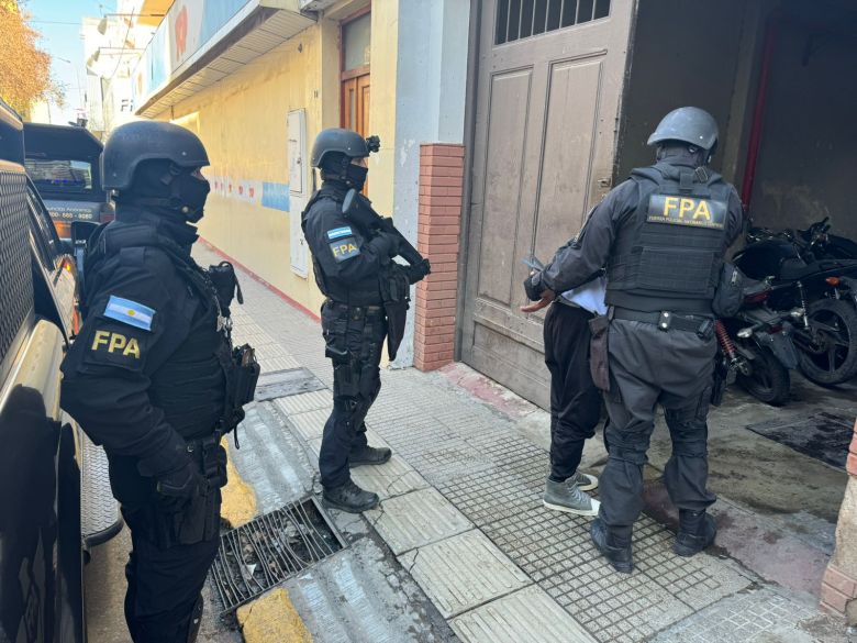 Controles antinarcóticos: FPA incautó cocaína y detuvo a dos sujetos en Río Cuarto