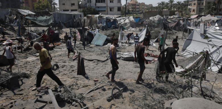 Al menos 90 muertos en un ataque de Israel en Gaza que buscaba matar al número 2 de Hamas