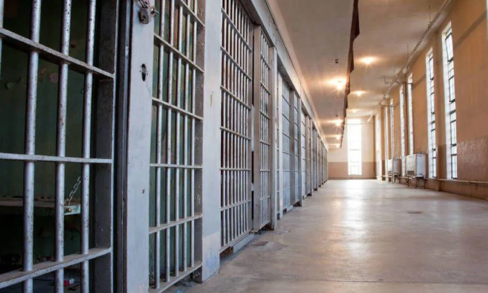 Cárcel de Bouwer: secuestran numerosos teléfonos celulares tras 25 allanamientos