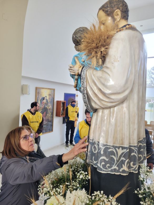 Día histórico: La parroquia de San Cayetano se convirtió en Santuario