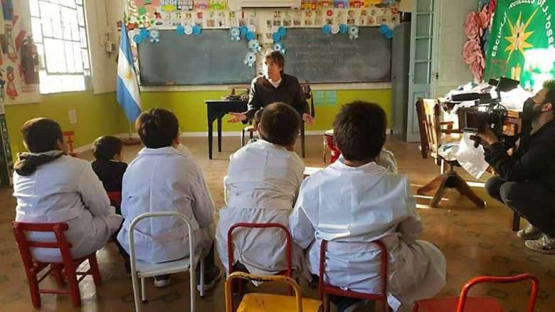 El maestro que llevó la música a las escuelas rurales y despertó el interés de más de 300 artistas