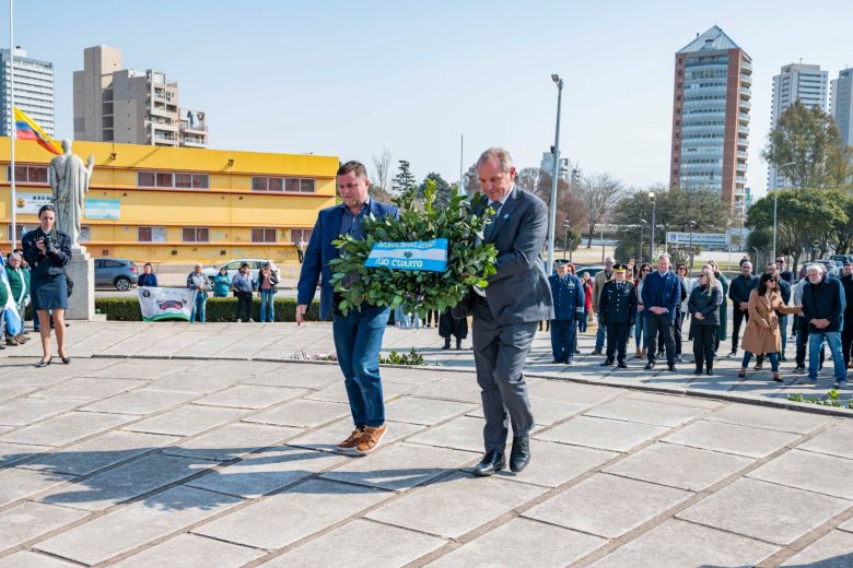 De Rivas encabezó el homenaje a San Martín a 174 años de su fallecimiento