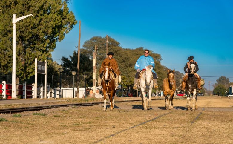 Un sentido homenaje a San Martín: la cabalgata "Valores a caballo"