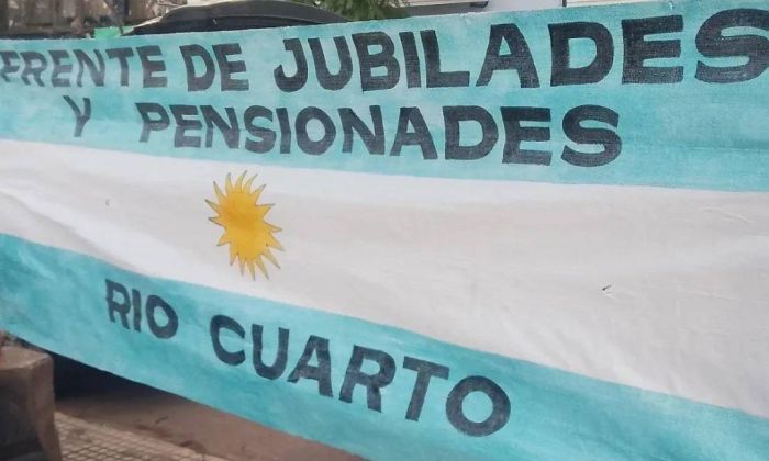 El frente de jubilados local rechaza el veto presidencial y organiza una movilización para el 20 