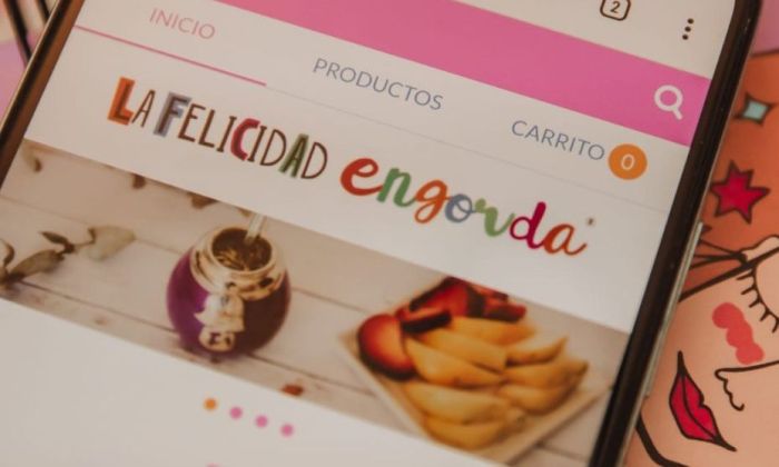 La felicidad engorda cumple seis años y lo festeja con página web