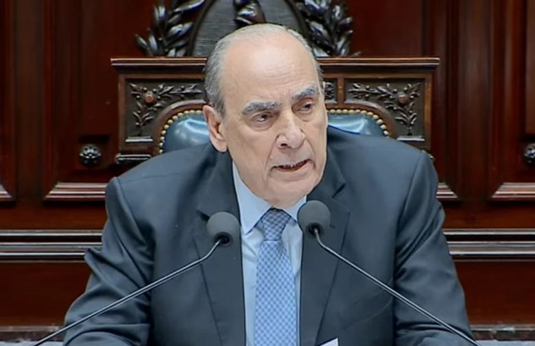 El jefe de Gabinete, Guillermo Francos, está internado por un “cuadro gastrointestinal agudo”