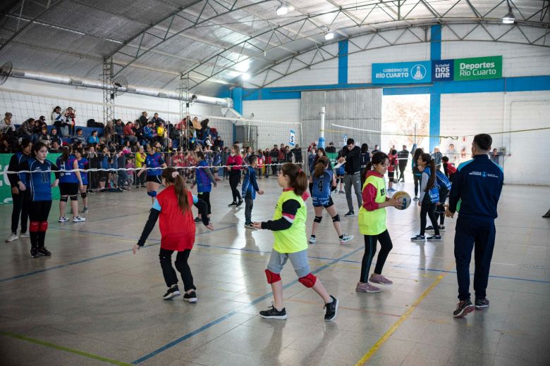 El Polideportivo N°2 se llenará de deporte y familias este fin de semana