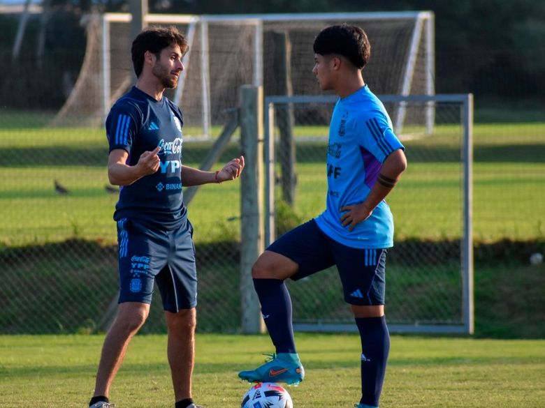 Pablo Aimar capacitará  a entrenadores e interesados en el fútbol el 23 de septiembre