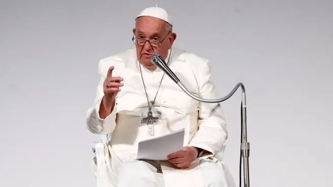 El papa Francisco cargó contra la represión a los jubilados: "En vez de pagar justicia social, pagó el gas pimienta"