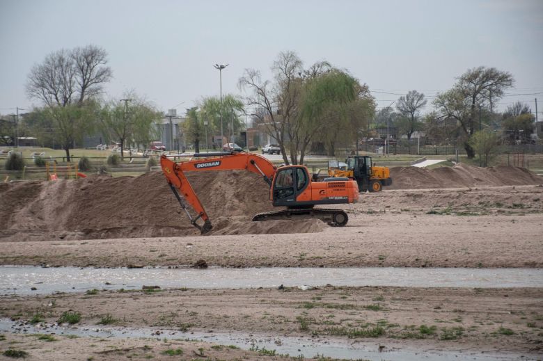 Reacondicionamiento de las costas del río