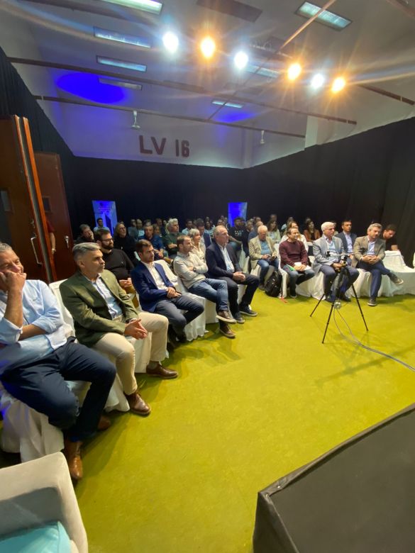 LV16 realizó el conversatorio de la industria con importantes figuras del sector y de la política regional 