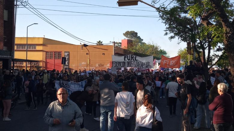 Histórica movilización en defensa de la Universidad Pública en Río Cuarto 