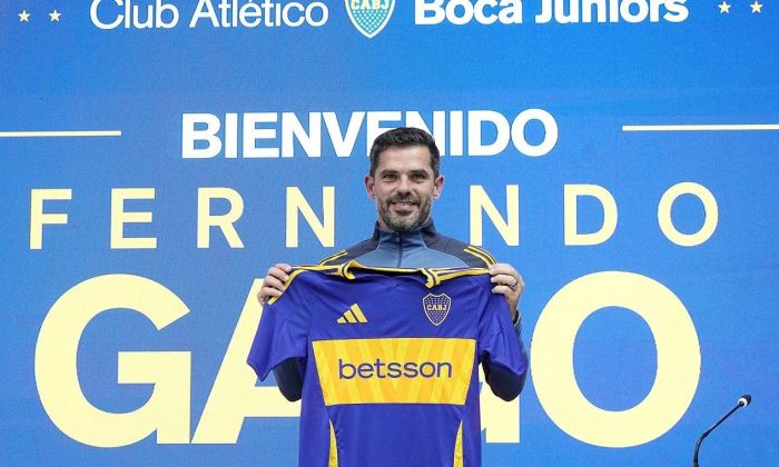 Boca presentó a Fernando Gago como nuevo DT