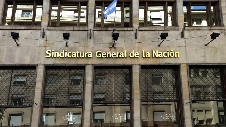 El Gobierno firmó  un dictamen para auditar las universidades