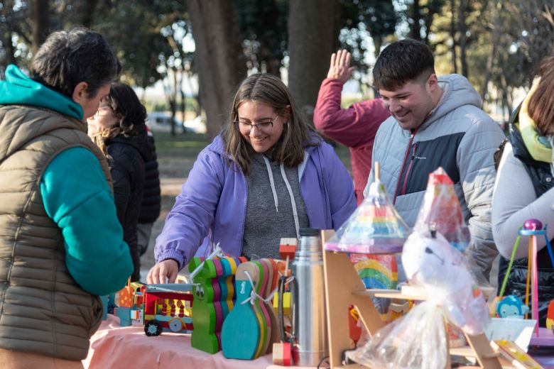 Se viene la feria de emprendedores previa al día de la madre 