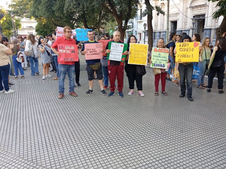 Se realizó una nueva marcha por la salud mental