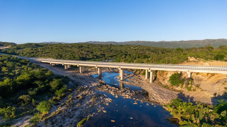 “La Provincia inauguró un tramo nuevo de la autovía Punilla que generará un nuevo desarrollo turístico para esa zona”