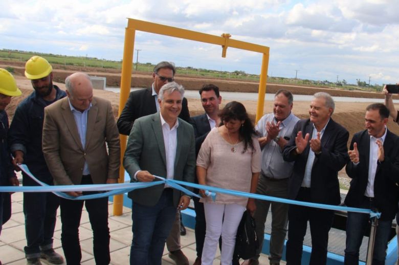 Llaryora inauguró el acueducto ganadero más grande de la provincia