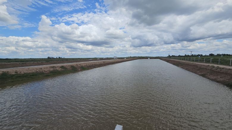 Llaryora inauguró el acueducto ganadero más grande de la provincia