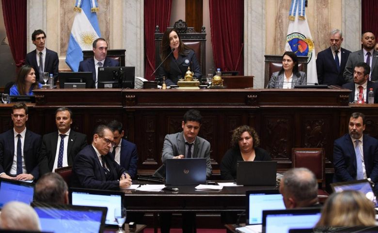 El Senado define si expulsa o suspende a los legisladores Kueider y Parrilli