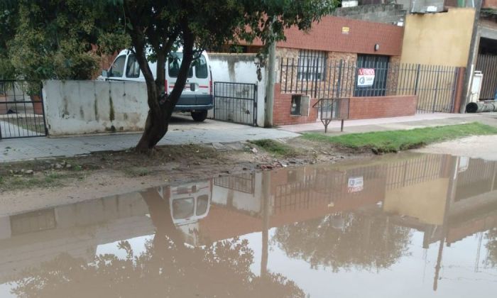 La calle Yanquetruz y sus frecuentes inundaciones preocupan a los vecinos